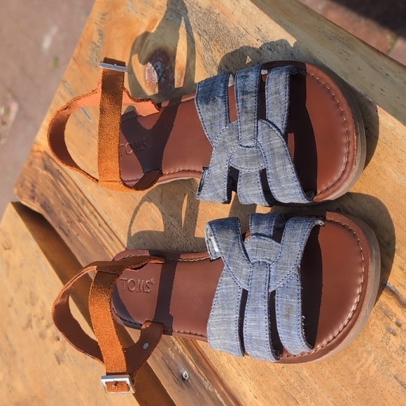 Toms Shoes - TOMS | Zoe Chambray Denim Straps Brown Suede Leather Sandals Size 8